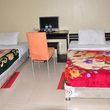 Kireka Unik Hotel المظهر الخارجي الصورة