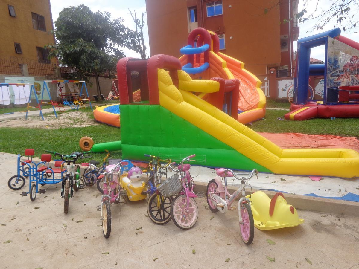 Kireka Unik Hotel المظهر الخارجي الصورة