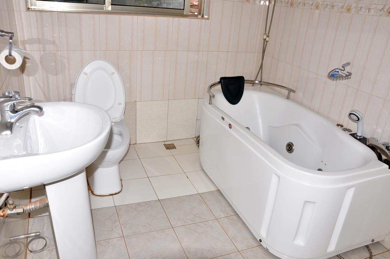Kireka Unik Hotel المظهر الخارجي الصورة